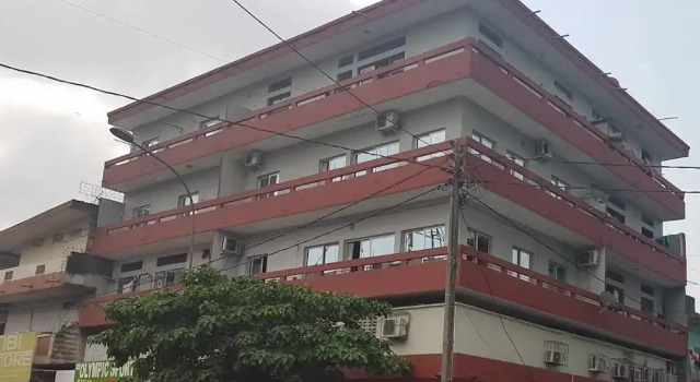 Immeuble Grand Paris De Treichville, Prenota Appartamento Abidjan Abidjan
