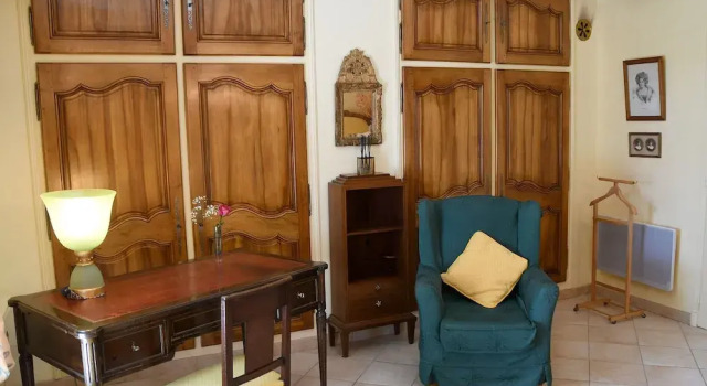 Les Chambres d'Adeline B&B, Rezervovat Penzión se snídaní Murs Luberon