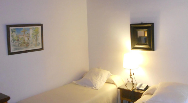 Hotel Santa Isabel La Real, Buchen Sie Hotel 3-Sterne-Hotels in Granada, 3*