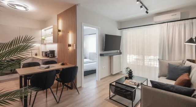 Апартаменты Modern Apartment in Athens with Balcony