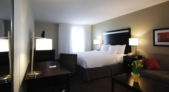 Студия Carrollton Hotel