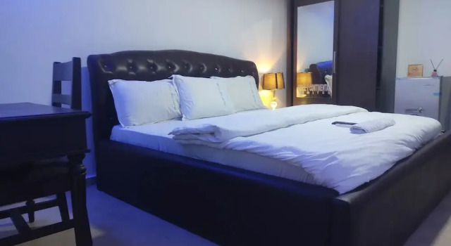 Smile-T Continental Hotel, Book Hotel Ikeja 