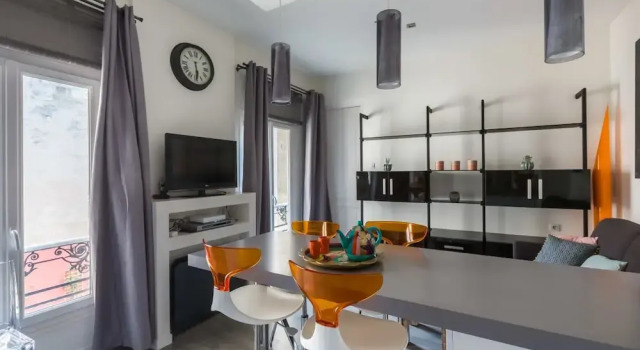 Beautiful Flat Near Grand Theatre for up to 4 Guests