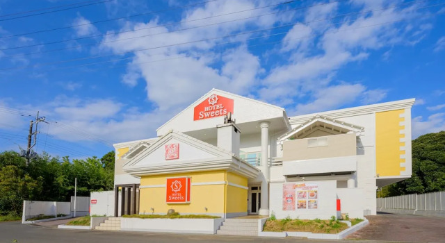 HOTEL Sweets, Book Hotel Hotels in Chosei with Breakfast, Breakfasts