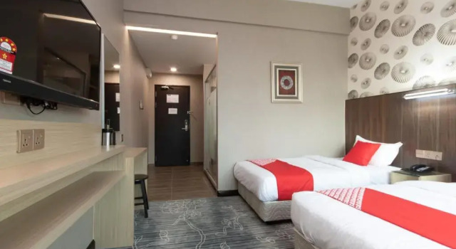 Трёхместный номер Deluxe OYO 89375 Regent Hotel
