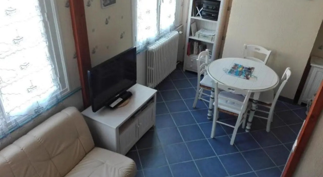 Studio à St Pierre en Port, Book Apartment Saint-Pierre-en-Port 