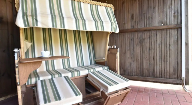 Cozy Holiday Home in Rakow near Beach