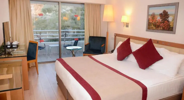 Одноместный номер Standard с видом на окрестности Korumar Hotel Deluxe