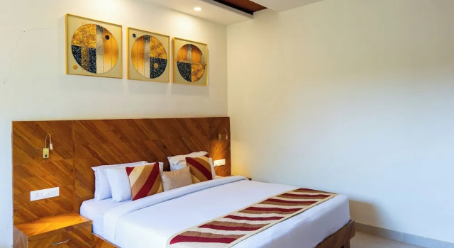 Alaya Stays Krishna Serenity Suite
