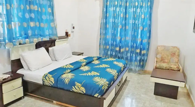 Pacific Paradise Suites, Varaa Hotelli Uyo Aqua-Ibom