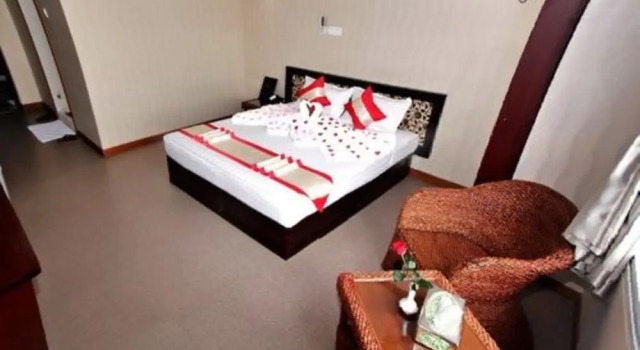 Семейный номер Standard с балконом Diamond Crown Hotel