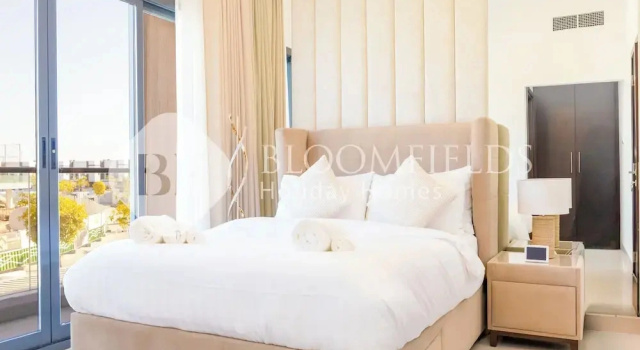 Bloomfields 4PluseMaid Royal Dana Villas