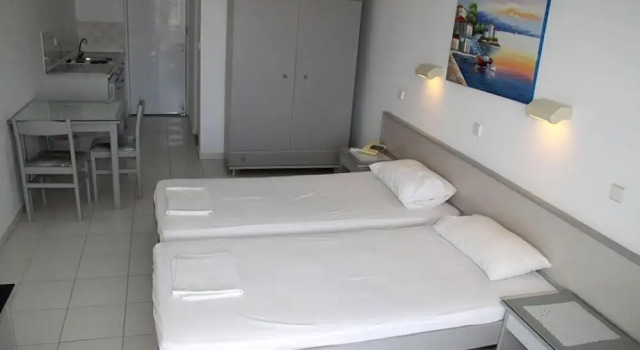 Студия с балконом Lagonas Beach Hotel