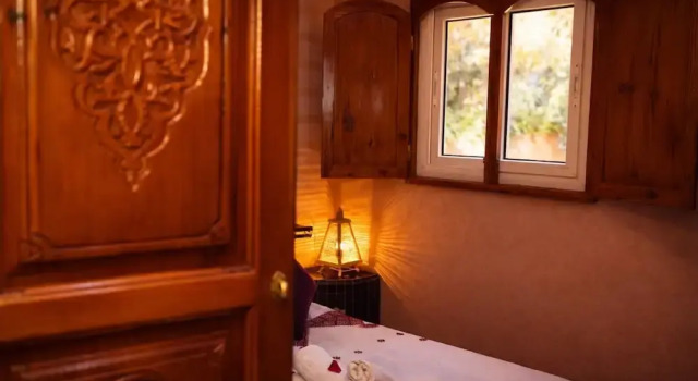Riad 16 Dar and Pool, Забронировать Отель Отели Марракеш-Тенсифт-Эль-Хауз с парковкой, Парковка