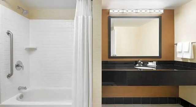 Двухместный люкс c 1 комнатой Fairfield Inn and Suites by Marriott Plainville