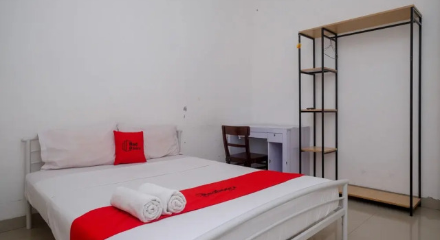 Номер Standard OYO 3512 Golden White House