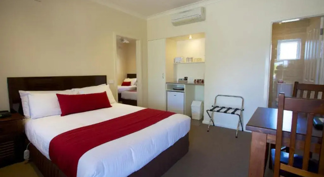 Amaroo Motel