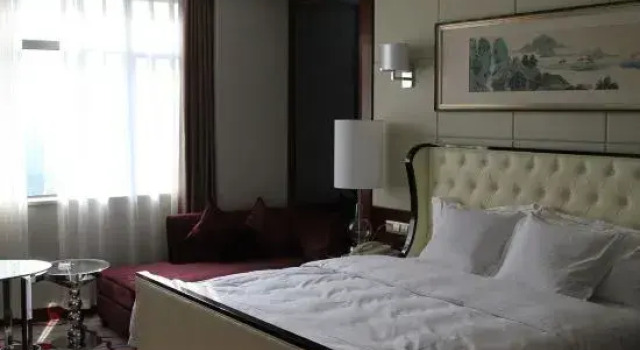 Люкс Presidential Phoenix International Hotel