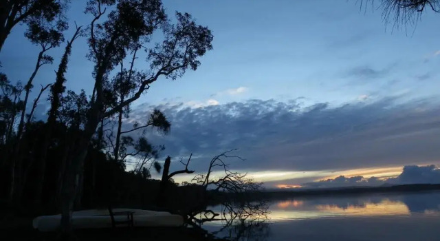 Коттедж Lake Weyba Cottages Noosa