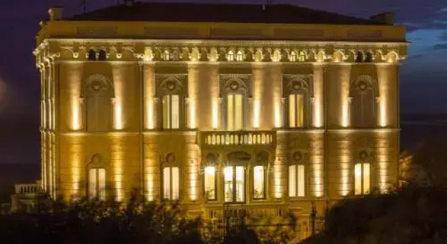Hotel Universal, Забронировать Отель Ливорно Берег Этрусков