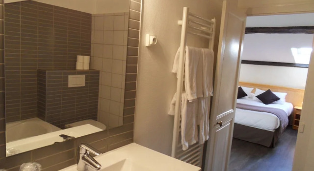 Четырёхместный семейный номер Standard Urban Style Hôtel des Cèdres