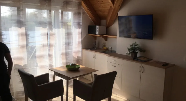 Студия AJO Apartments - Alte Donau Lake or Garden View Balcony Studio - Self-Check-in