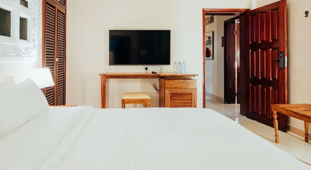 Двухместный номер Deluxe с видом на город Yushili Hotel Kampala