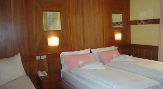 Номер Comfort Albergo Miralago