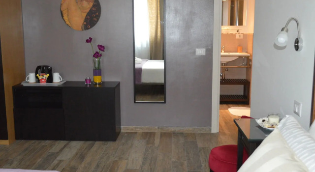 Gmaison Guesthouse, Prenota Hotel Gianicolense Roma