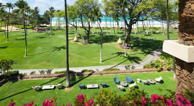 Четырёхместный номер Standard рядом с пляжем Mauna Kea Beach Hotel, Autograph Collection