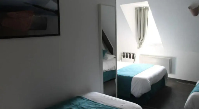 Четырёхместный номер Standard Hôtel Le Blason