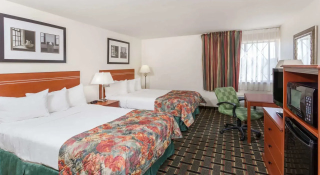 Fairbridge Inn Express Decatur Forsyth IL, Reserva ahora Hotel Decatur Indiana