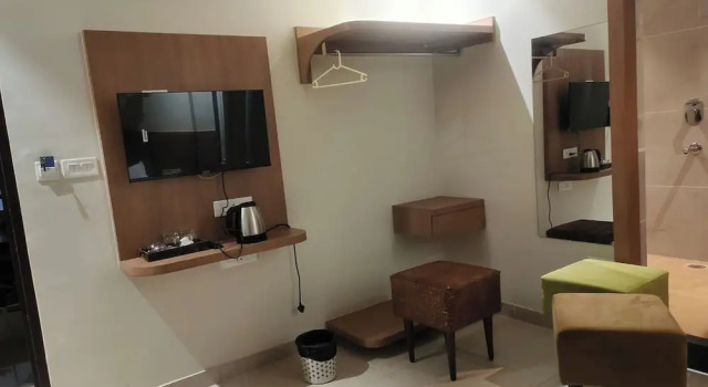 hotel neelkamal, Забронировать Отель Отели штата Раджастхана с парковкой, Парковка
