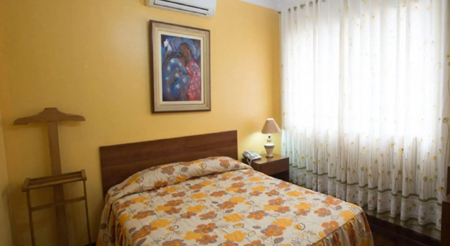 Hotel Nirvana, Забронировать Отель Отели в центре Мирафлореса, в центре, Парковка