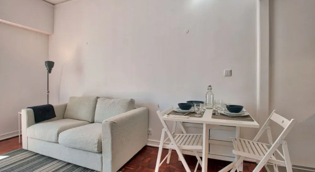 Portuguese Living Columbano Executive
