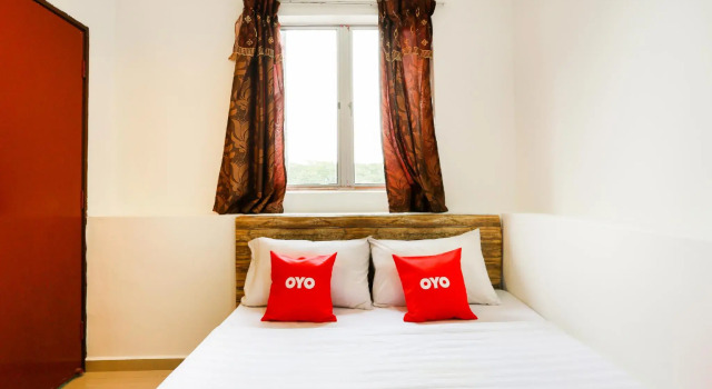 Номер Deluxe EZI HOTEL KLANG