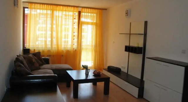 Апартаменты Eliza Apartment Sequoia