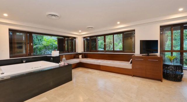 Luxury Private Apartments Sea Temple