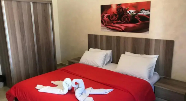 Апартаменты с 2 комнатами с балконом Suzan Hotel Apartments