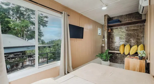 Ronnys Flat Manuel Antonio, Забронировать Отель Мануэль-Антонио Пунтаренас, рядом с Пляж Бьесанс