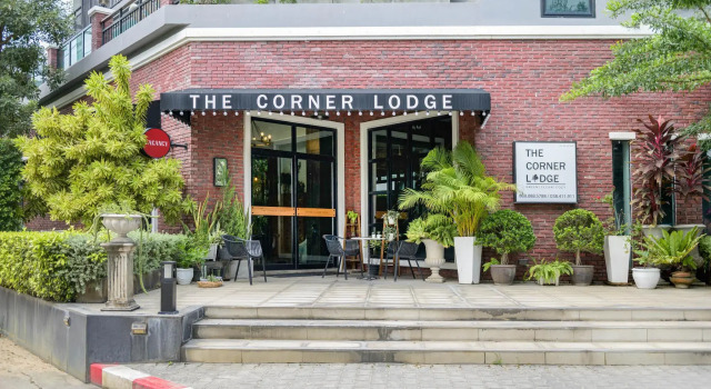 The Corner Lodge