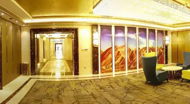 Huachen International, Rezerwuj Hotel Hotele biznesowe w Gansu, 4* 5*