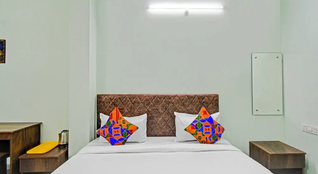 Номер Deluxe Fabhotel Legacy
