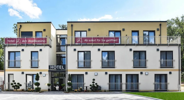 Hotel Am Waldkasino, 予約 ホテル エルフルト Luther Trail