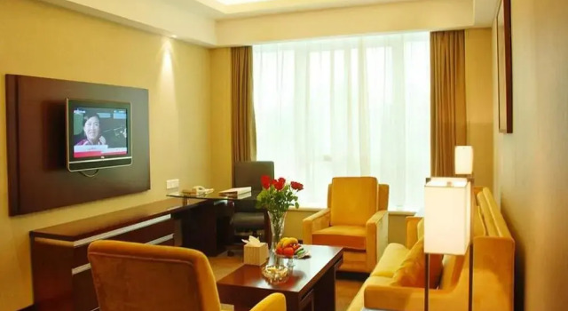 Beijing Century Huatian Hotel