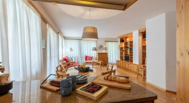 Chasa Val 735, Book Hotel Scuol Grisons