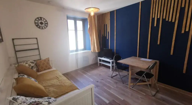 Magnifique Studio Plein Centre Pontarlier, Prenota Hotel Pontarlier Doubs