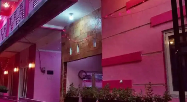 Pinky Guest House Kota Batu