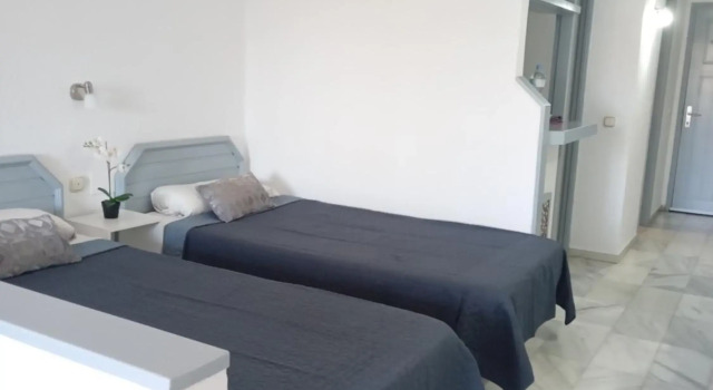 Club Atlantis studio 158 - Playa de Las Americas, Book Hotel Hotels in Tenerife with Parking, Parking