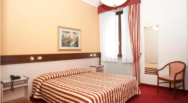 Двухместный номер Standard с балконом Bes Hotel Papa San Pellegrino Terme